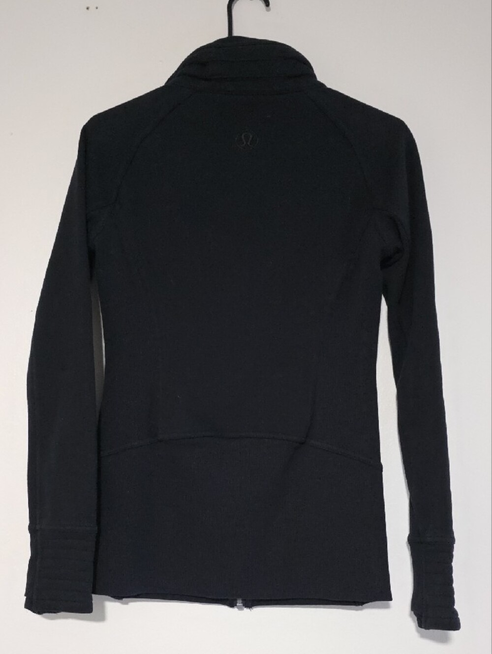 lululemon athletica Radiant Jacket - Picture 3 of 6